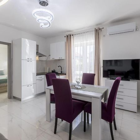 Royal Rose Gold Apartment Vodice Buitenkant foto