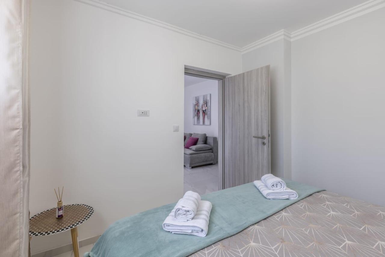 Royal Rose Gold Apartment Vodice Buitenkant foto