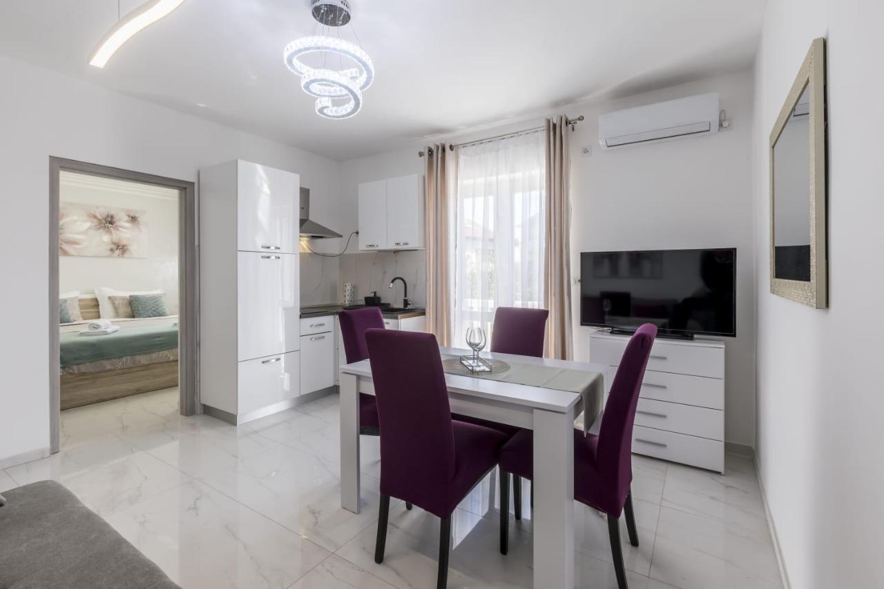 Royal Rose Gold Apartment Vodice Buitenkant foto